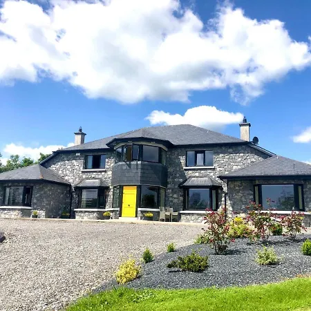 Ballyhourode House & Self Catering * Dun ar Aill