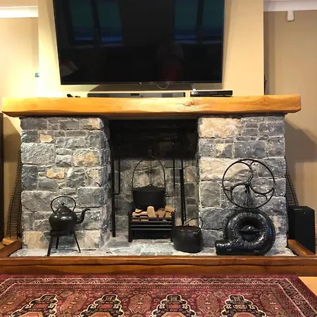 Ballyhourode House 民宿