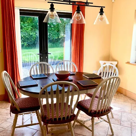 Ballyhourode House & Self Catering * Dun ar Aill
