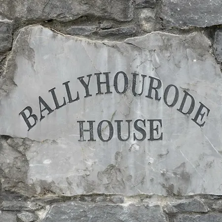 Ballyhourode House Dun ar Aill