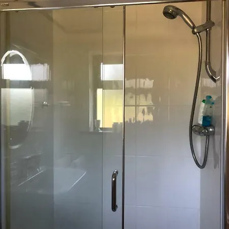 Ballyhourode House Dun ar Aill